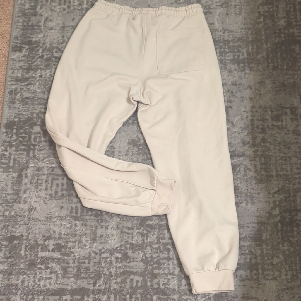 Zara boy's Off-White Jogger Pants - Picture 3 of 4